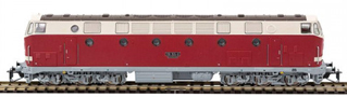 [Lokomotivy] → [Motorov] → [BR 119] → 71438: dieselov lokomotiva v spornm laku erven-slonov kost