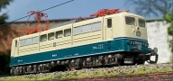 [Lokomotivy] → [Elektrick] → [BR 151] → 1011202: modr-slonov kost, erven pantografy