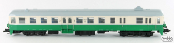 [Lokomotivy] → [Motorov vozy a jednotky] → [SN61] → PKP-SN61-183-V2: motorov vz zelen-slonov kost s edou stechou, vstran pruh na elech