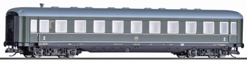 [Osobn vozy] → [Rychlkov] → [typ 38] → 502201: lkov vz zelen s edou stechou 2. t.