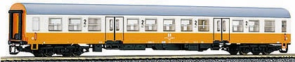 [Osobn vozy] → [Rychlkov] → [typ Halberstadt] → 13663: oranov-slonov kost s edou stechou 2. t. Stdte-Express