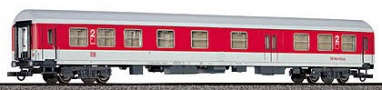 [Osobn vozy] → [Rychlkov] → [typ Halberstadt] → 210101: erven-bl s edou stechou 2. t. „DB-Autozug“